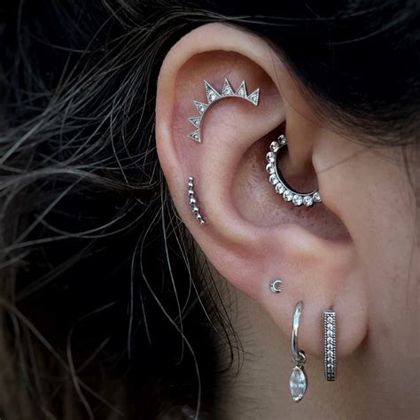 nefertiti piercing|Isabella